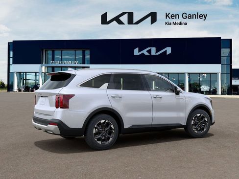 New 2026 Kia Sorento S FWD image 6