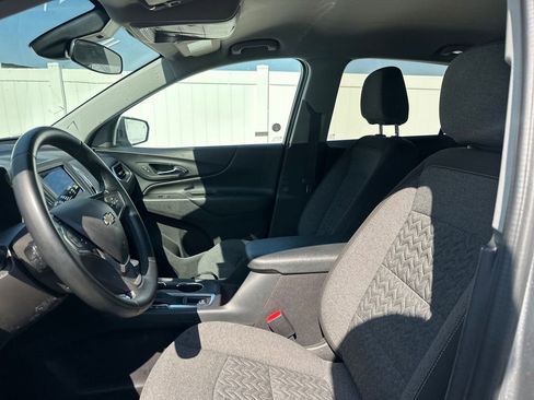 Used 2024 Chevrolet Equinox LT FWD image 41