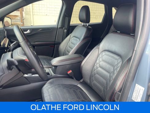 Certified 2023 Ford Escape ST-Line Elite w/ Premium Technology Package AWD/4WD image 19