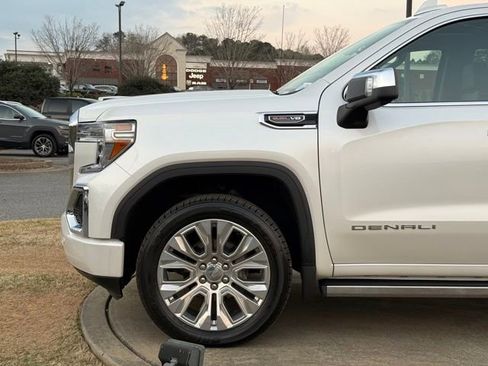 Used 2021 GMC Sierra 1500 Denali w/ Denali Premium Package image 12
