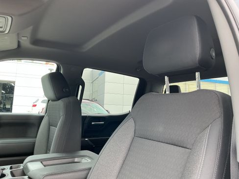 Used 2020 GMC Sierra 1500 Elevation w/ Elevation Value Package AWD/4WD image 6