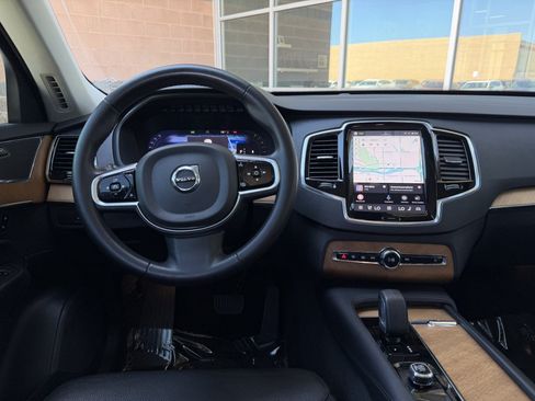 Used 2023 Volvo XC90 B6 Plus w/ Protection Package Premier AWD/4WD image 16