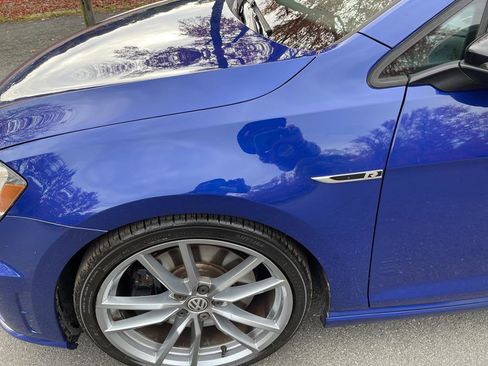 Used 2017 Volkswagen Golf 4-Door image 12