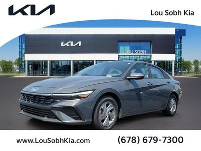 Used 2024 Hyundai Elantra SE