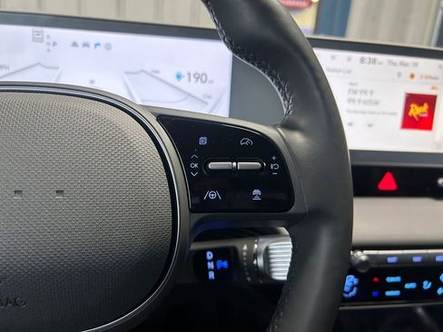 Used 2024 Hyundai Ioniq 5 SEL image 18