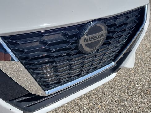 Used 2023 Nissan Sentra SV image 7