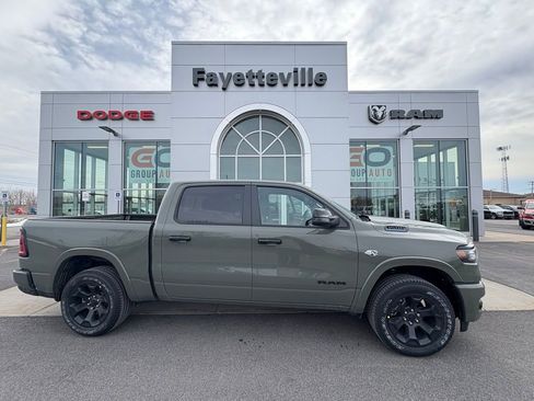 New 2026 RAM 1500 4x4 Crew Cab image 2