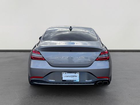 Used 2023 Genesis G70 2.0T image 4