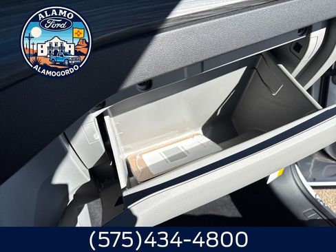 New 2026 Ford Escape SE w/ PHEV Premium Package FWD image 20