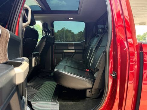 Used 2017 Ford F250 Lariat w/ Lariat Ultimate Package AWD/4WD image 34