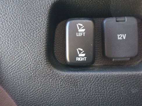 Used 2020 Ford Edge SEL w/ Convenience Package image 27