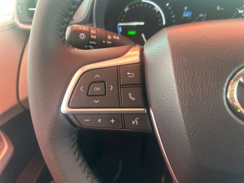 New 2026 Toyota Sienna XLE FWD image 20