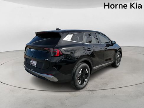 New 2026 Kia Sportage LX FWD image 5