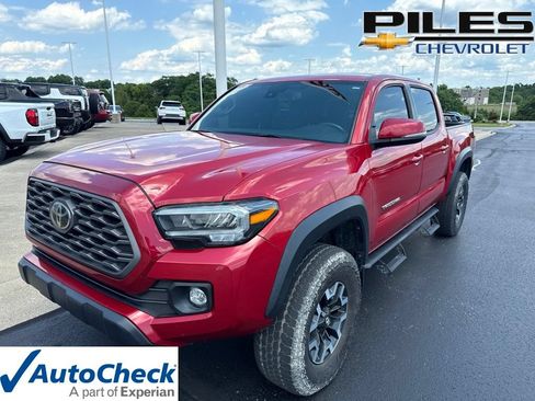 Used 2020 Toyota Tacoma TRD Off-Road w/ TRD Premium Off Road Package AWD/4WD image 1