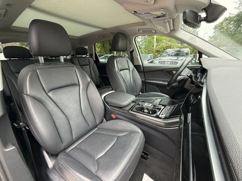 Used 2021 Audi Q7 3.0T Premium Plus AWD/4WD image 9