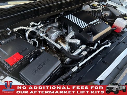 Used 2021 GMC Sierra 1500 AT4 w/ AT4 Value Package AWD/4WD image 17