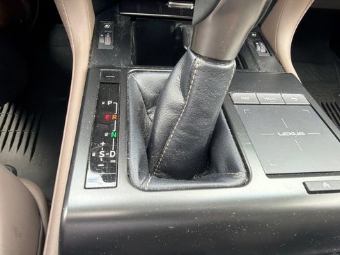 Certified 2023 Lexus GX 460 Premium w/ Premium Package AWD/4WD image 26