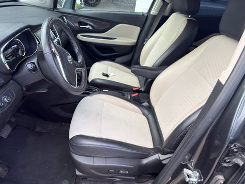 Used 2017 Buick Encore Preferred image 11