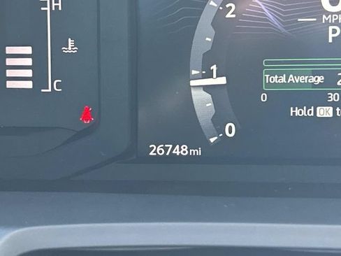 Used 2025 Toyota Tacoma SR5 RWD image 31