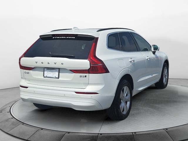 Used 2022 Volvo XC60 B5 Momentum AWD/4WD image 5