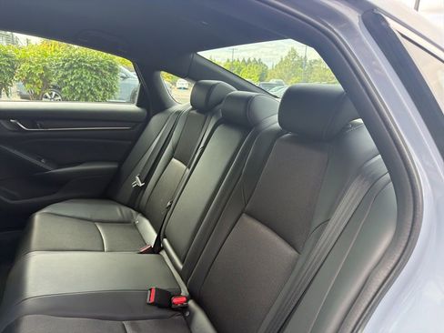 Used 2022 Honda Accord Sport image 7