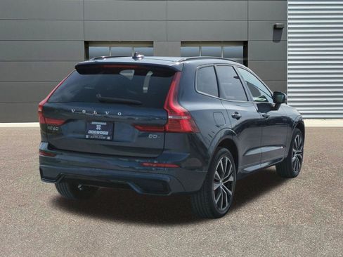Certified 2025 Volvo XC60 B5 Plus image 7
