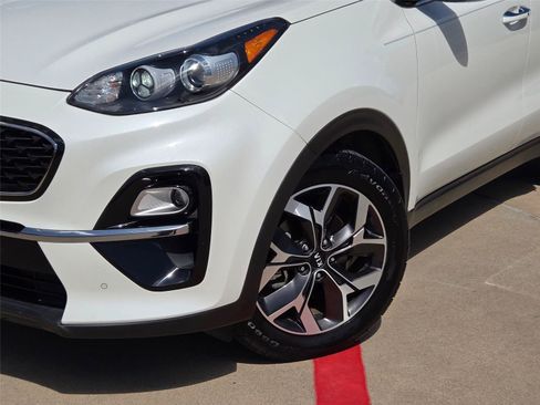 Used 2020 Kia Sportage EX w/ EX Technology Package FWD image 7