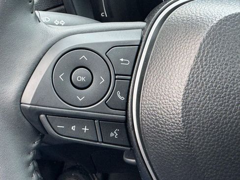 Used 2026 Toyota Corolla Cross LE w/ Moonroof Package image 23