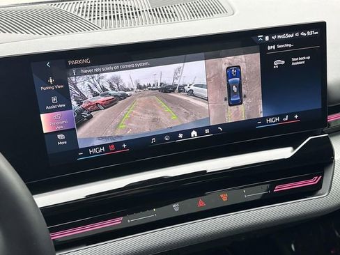 Certified 2025 BMW 530i xDrive w/ M Sport Package image 35