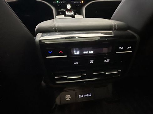 Used 2024 Acura MDX Technology image 25