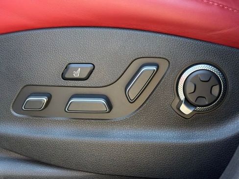 Used 2025 Genesis GV80 3.5T e-SC image 28