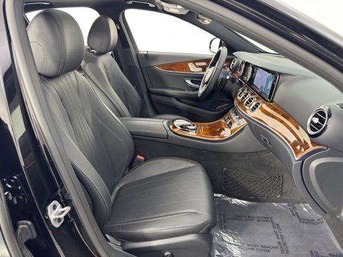 Used 2019 Mercedes-Benz E 300 w/ Premium 1 Package image 15