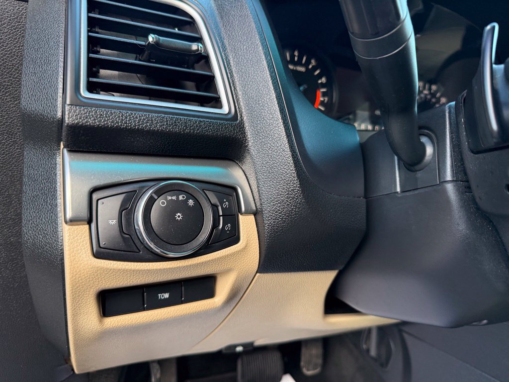 Used 2016 Ford Explorer 4WD image 14