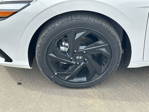 New 2026 Hyundai Elantra SEL Sport image 12