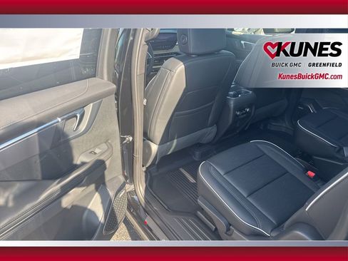 New 2026 Buick Enclave Sport Touring w/ Power Package image 37