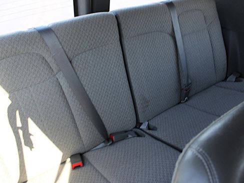 Used 2020 Chevrolet Express 3500 LS image 18