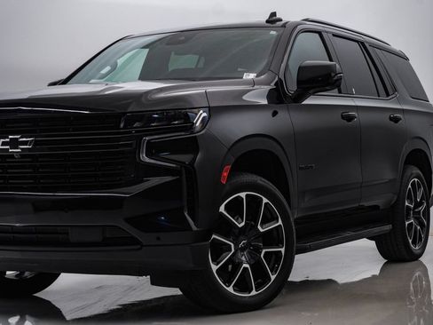 Used 2023 Chevrolet Tahoe RST w/ Luxury Package AWD/4WD image 2