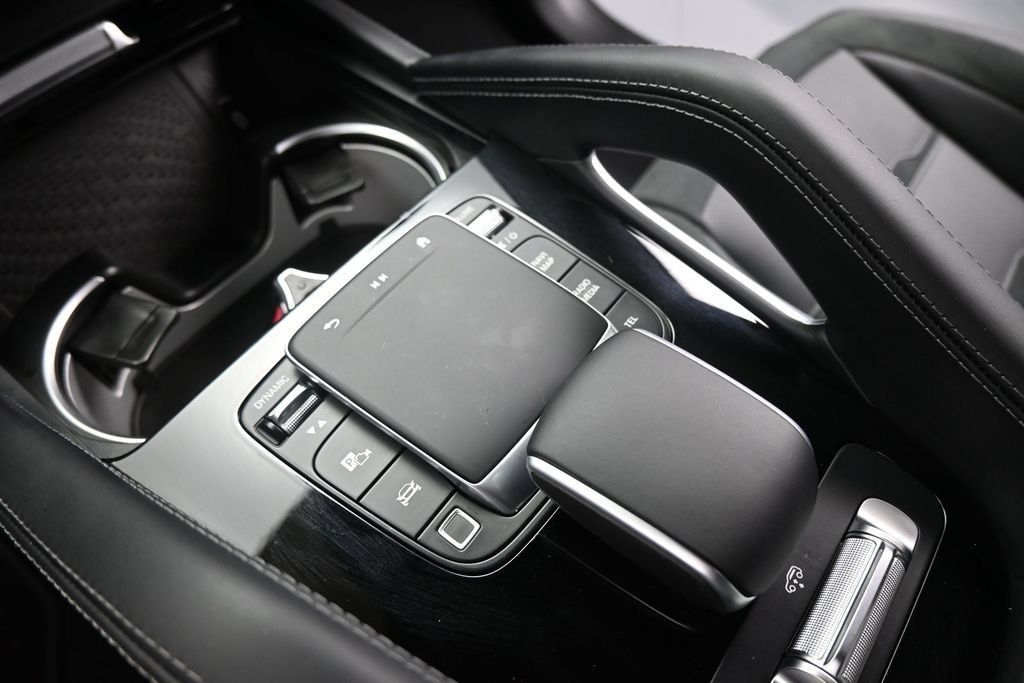 Used 2025 Mercedes-Benz GLS 63 AMG 4MATIC image 14