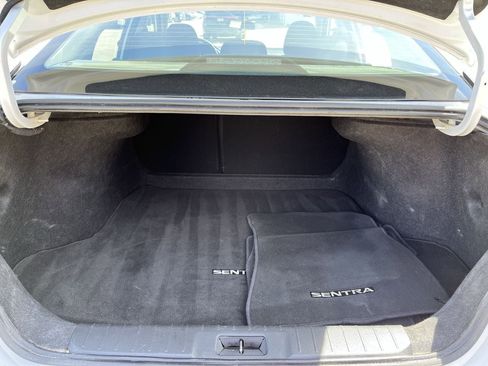 Used 2024 Nissan Sentra SV image 27