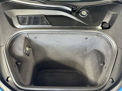 Used 2021 Chevrolet Corvette Stingray Convertible w/ Z51 Performance Package image 25