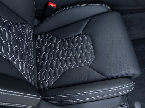 Used 2024 Lamborghini Urus S image 45