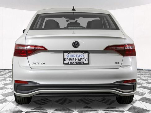 Used 2023 Volkswagen Jetta SE FWD image 15