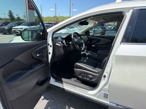 Certified 2022 Nissan Murano SL w/ Cargo Package FWD image 12