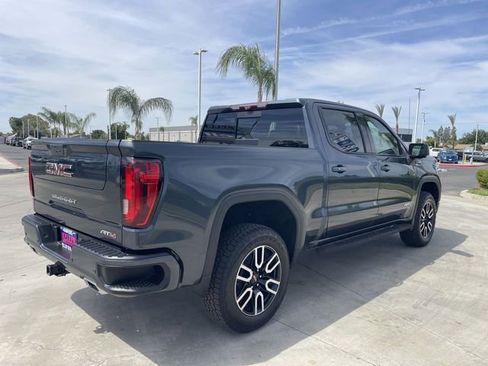 Used 2021 GMC Sierra 1500 AT4 w/ AT4 Premium Package AWD/4WD image 8