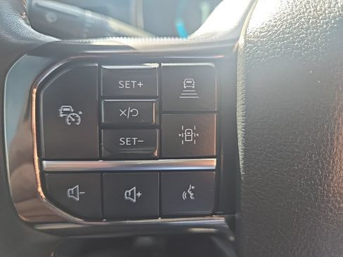 Used 2021 Ford F150 Platinum w/ Equipment Group 701A High AWD/4WD image 15