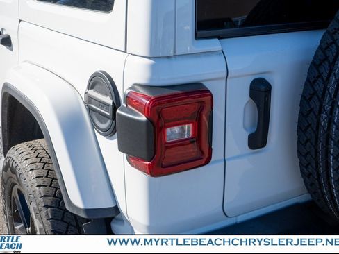 Certified 2021 Jeep Wrangler Unlimited Sahara image 12