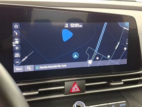 Used 2023 Hyundai Elantra SEL w/ Convenience Package FWD image 3