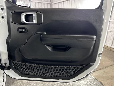 Used 2021 Jeep Wrangler Unlimited Sport AWD/4WD image 48