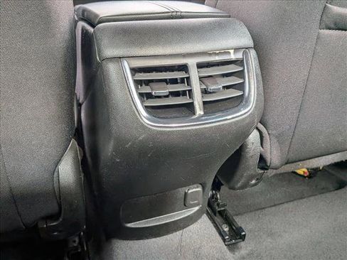 Used 2023 Chevrolet Malibu LT image 20