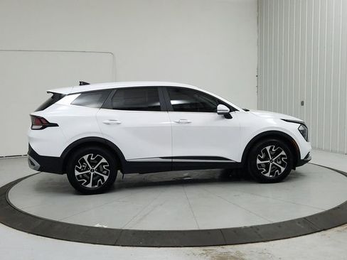 Used 2023 Kia Sportage EX image 8